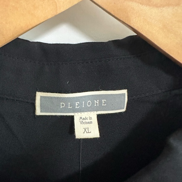 Pleione Black Button Down Shirt NWT - Picture 3 of 4
